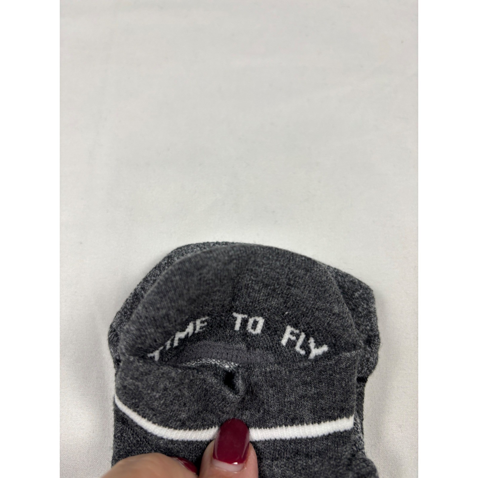 HOKA Performance Running Socks Cushioned Ankle NWOT 3 PK OSFM thumbnail 5