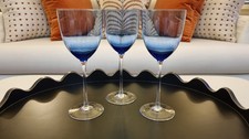3 Stunning Blue Wine Glasses/Goblets for Red/White Wine 22 cm / 8.7 inches Tall