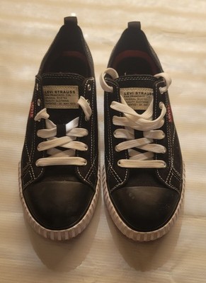 Levi's Anika C CVS Women's 7.5 Black White Canvas Low Top Sneakers