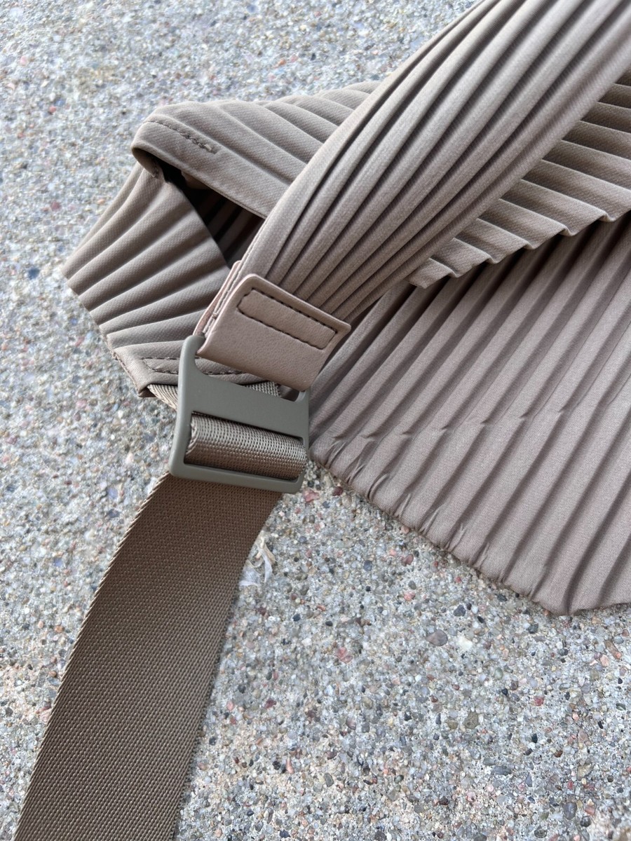 Homme Plisse Issey Miyake Pleated Crossbody Bag - Brown - NEW | eBay