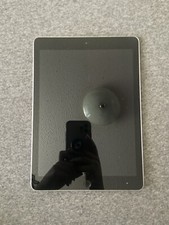 Apple iPad 6th Gen. 32GB, Wi-Fi, 9.7in - Silver