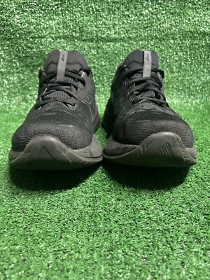 Asics Gel Cumulus 26 1011B792 Triple Black Running Shoes  display picture 1