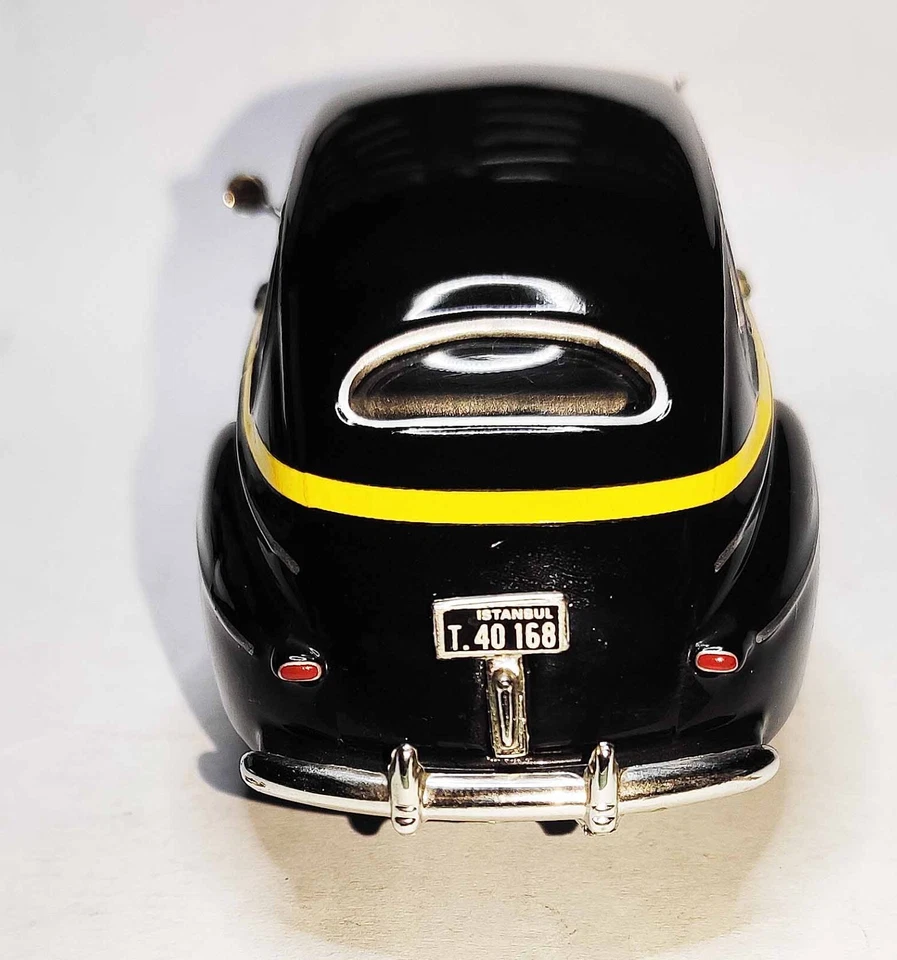Ford Fordor Sedan Taxi Istanbul 1947 1/43 Altaya No Brumm No Burago - Immagine 4 di 4