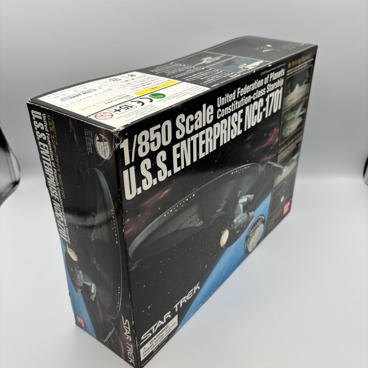 Star Trek 1/850 U.S.S. Enterprise NCC-1701 Plastic Model Kit Star Trek 1/850 U.S.S. Enterprise NCC-1701 Plastic Model Kit