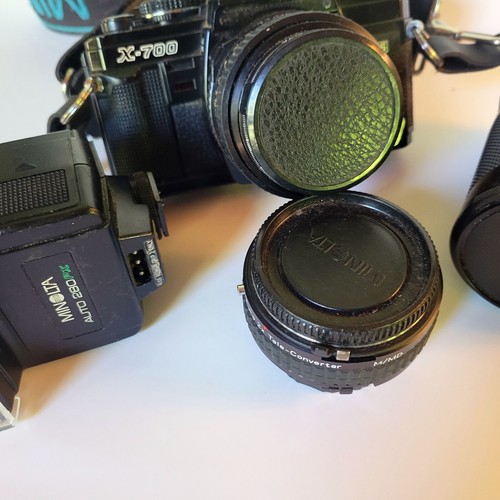 Minolta X-700 Film SLR Camera 35mm with 50mm - 28-85mm - Auto 2X Tele-Converter - Picture 9 of 13