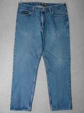 TI03439 **LEE** REGULAR FIT STRAIGHT LEG JEANS 40x32 (msr 38"x32")