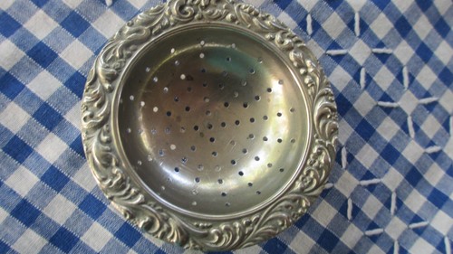 Vintage silver plate TEA STRAINER Dutch Windmill Finial , vgc - Picture 5 of 6