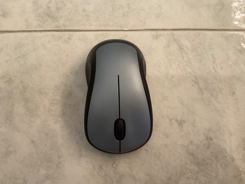 Dell Wired Keyboard & Logitech Wireless Mouse - Picture 4 of 7