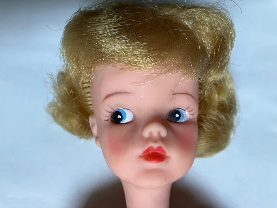 Sindy Pedigree ancienne vintage MIE en boite française - Photo 3/4