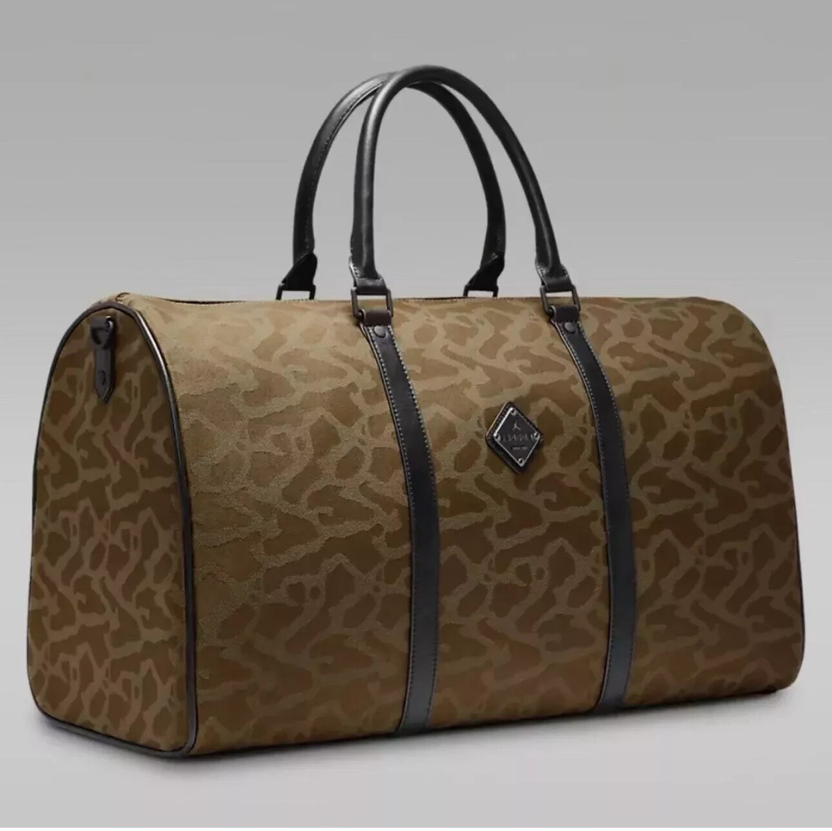 Nike Air Jordan Icon Duffel Duffle Bag Backpack LM0949-G16 Nike Air Jordan Icon Duffel Duffle Bag Backpack LM0949-G16