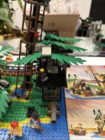 LEGO Pirates: 6270 Forbidden Island - 100% Complete Set w/Instructions 1989