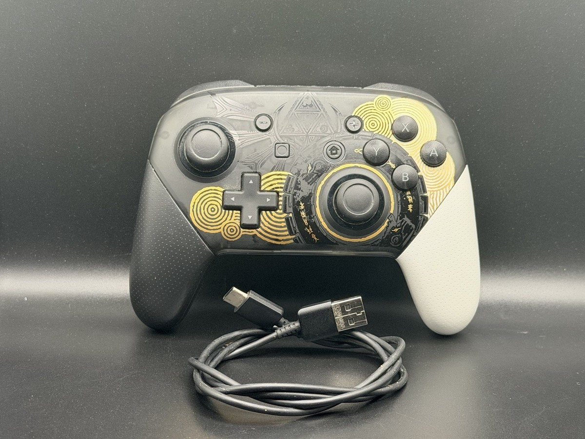 Nintendo Switch Pro Controller - Zelda: Tears of the Kingdom w
