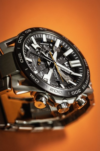 Casio EQB-2000DB-1AER Edifice Solar Mens Watch 47mm 10ATM - Picture 5 of 12