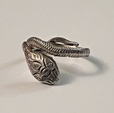 Vintage 925 Sterling Silver Snake Ring Intricately Detailed Size 7