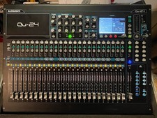 Allen & Heath Qu24 Digital Pro Mixer Desk Flight Case Professional Mixing Desk