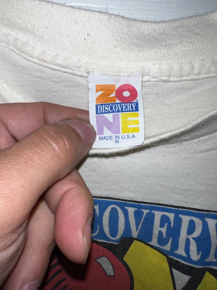 Discovery Zone Vintage 1990's Rare Single Stitch T-Shirt - Image 2 of 4