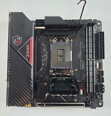 Asrock Z690 Phantom Gaming ITX/TB4 | Mini ITX Motherboard #E27