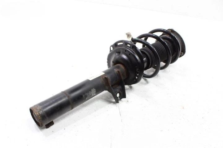 2018-2022 Volkswagen Atlas Front RH Passenger Side Strut Cartridge Assembly OEM - Image 2 of 4