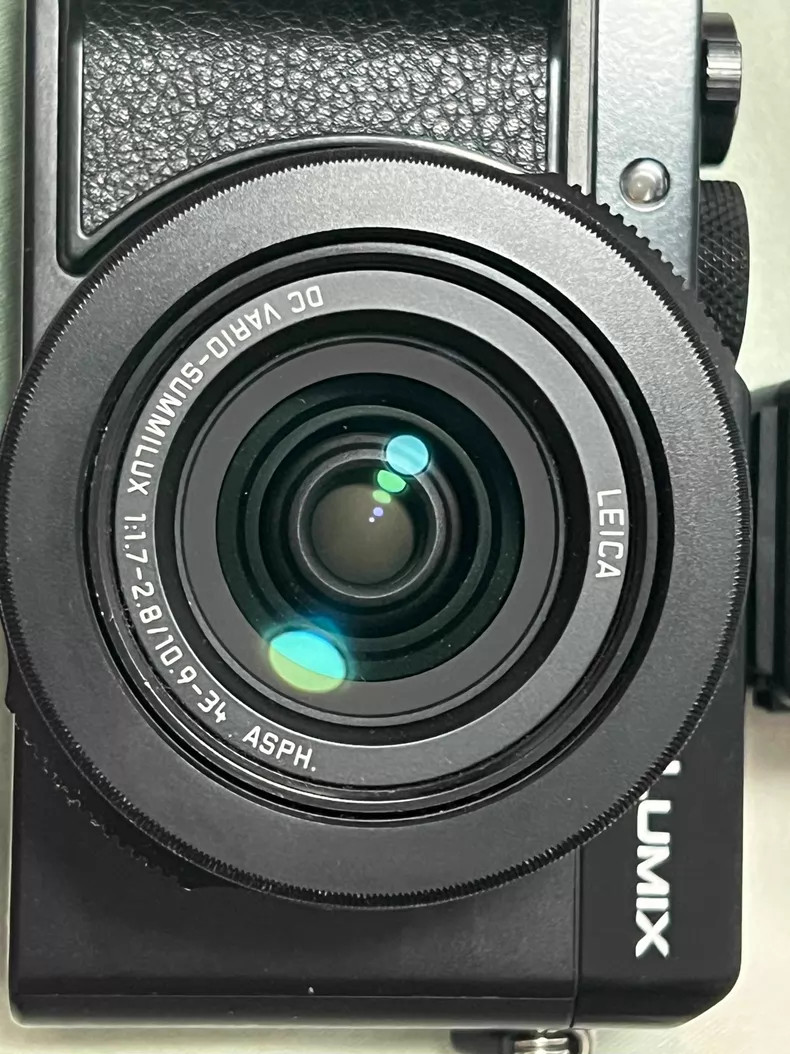 Panasonic LUMIX LX100 II 17.0MP Digital Camera - Black (Kit with