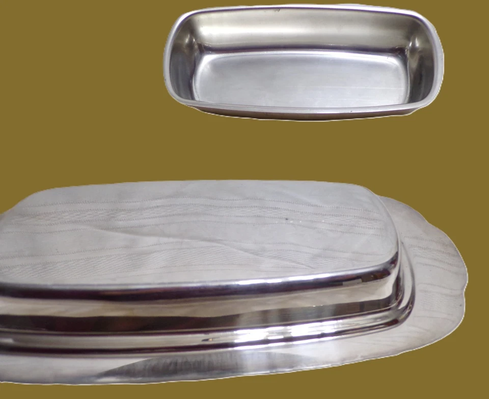 Silver Plated Dinnerware, Covered Butter Dish with Crystal Glass Insert - Image 3 of 4
