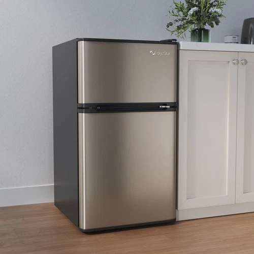 EdgeStar CRF321 19"W 3.1 Cu. Ft. Energy Star Rated Fridge/Freezer - Stainless - Picture 2 of 12