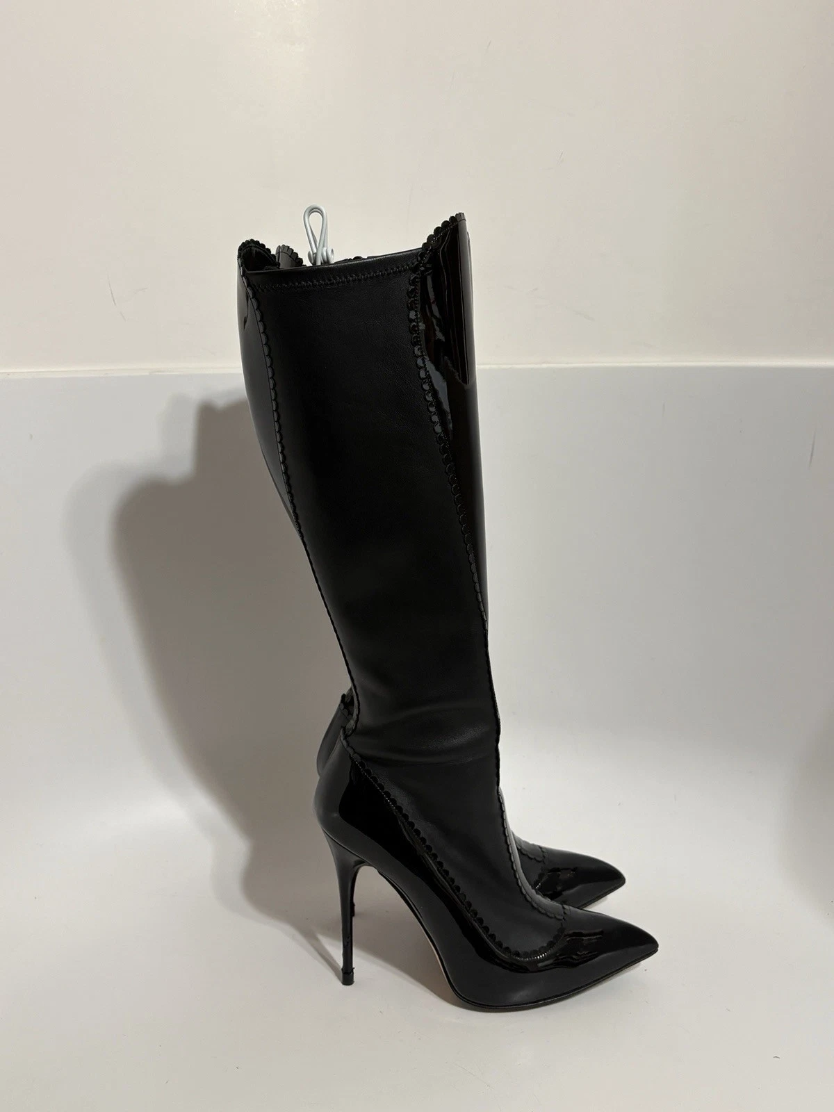 Alexander McQueen — Alexander McQueen Black Leather & Patent Leather Boots 36