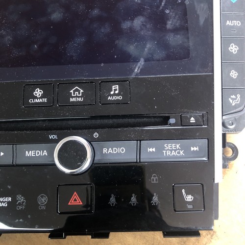 INFINITI Q50 2014-2018 Lower Display Screen Climate Control 253914GNOB - Picture 2 of 11