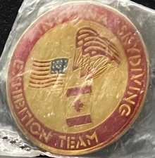 "VRHTF NHRA SUPER RARE "INDIANA SKYDIVING EXHIBITION TEAM" 1.75" X 1.5" HAT PIN