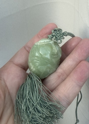Vintage Large Chinese Hand Carved Man Jade Bead On Silk Thread - Picture 12 of 14