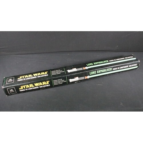 Star Wars - Master Replicas - Luke Skywalker - Force FX Lightsaber (Green) 2005