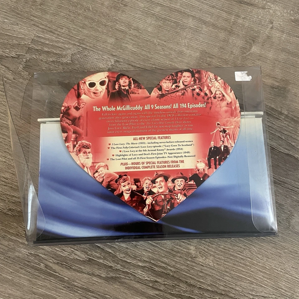 I Love Lucy: The Complete Series (All 9 Seasons! 194 Episodes!) - Preowned Foto 2 de 3