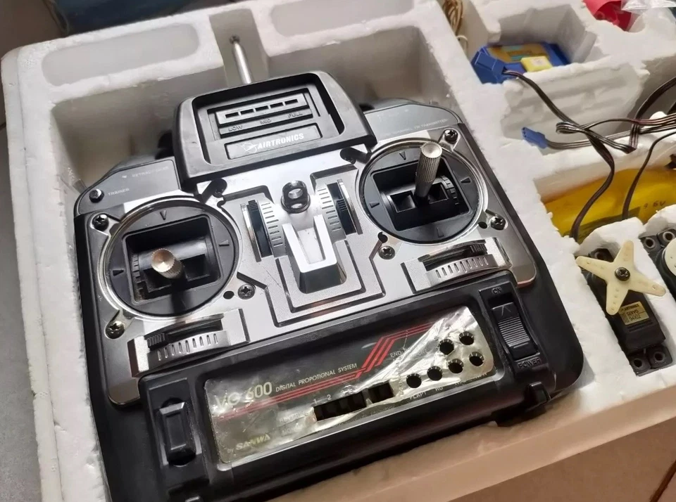 Airtronics Vg600 6ch Digital Proportional Radio Control System  - Image 4 of 4