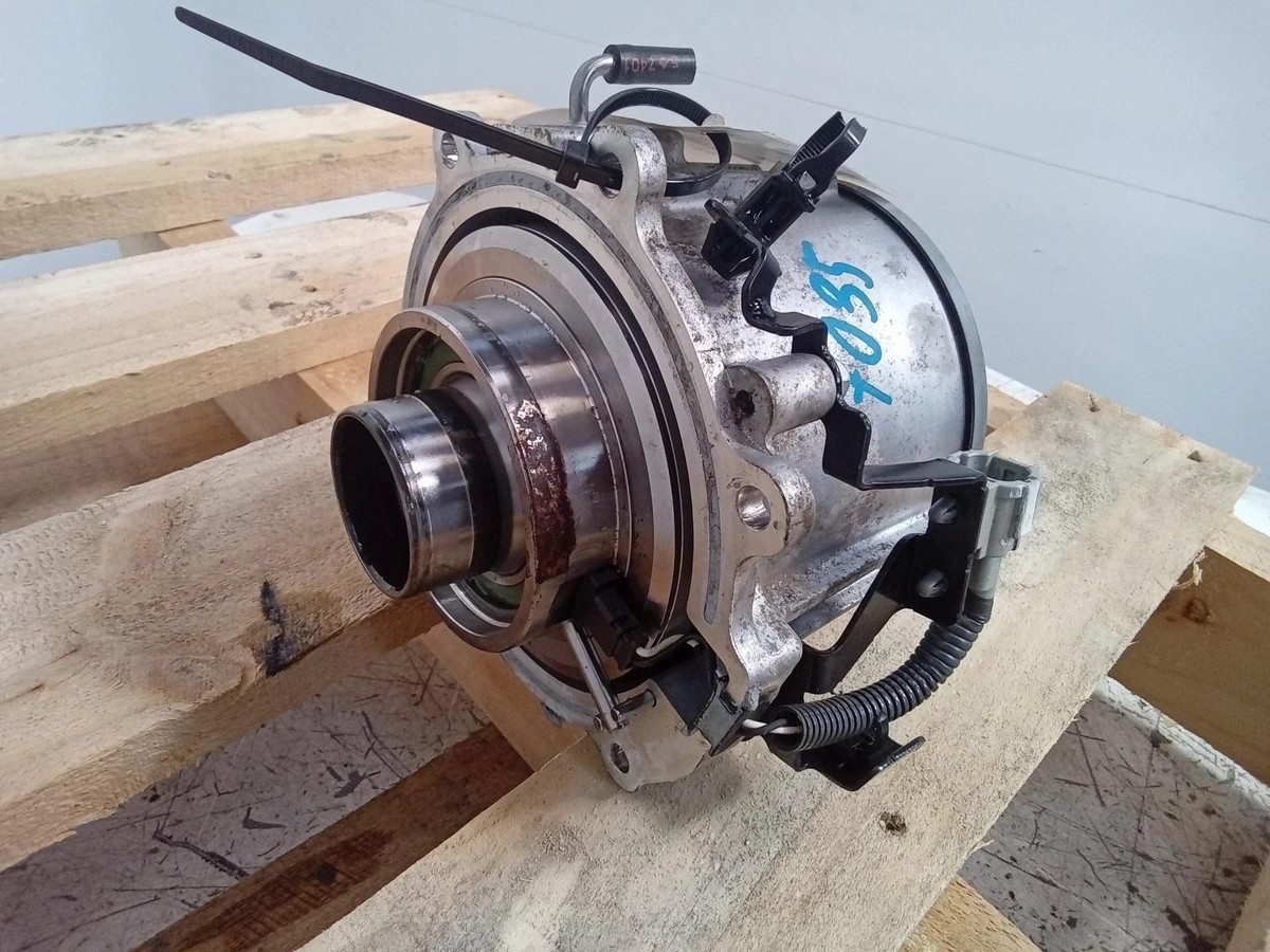 NISSAN X-TRAIL AWD 2.0L AUTO TORQUE COUPLING REAR DIFFERENTIAL
