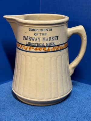 Lindstrom, Minn. Red Wing Spongeband Fairway Market Gray Line Stoneware Pitcher