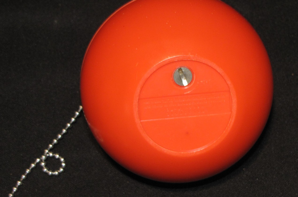 Panasonic Red R-70 AM Transistor Ball & Chain Radio w/Box~Working