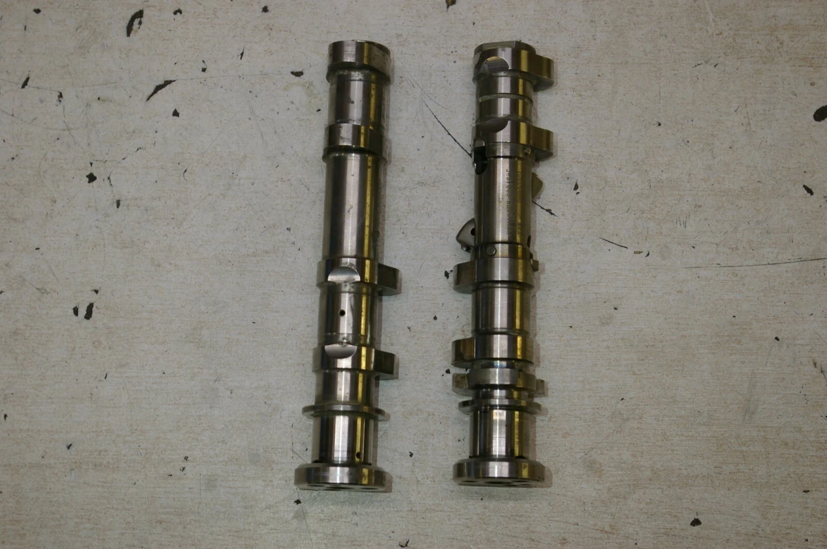 BMW K8x F750GS / F850GS Inlet Camshaft / Camshaft Exhaust 8394305 