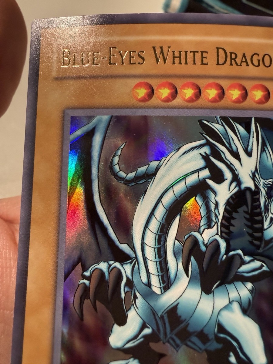 Blue-Eyes White Dragon LOB-001 The Legend of Blue Eyes White