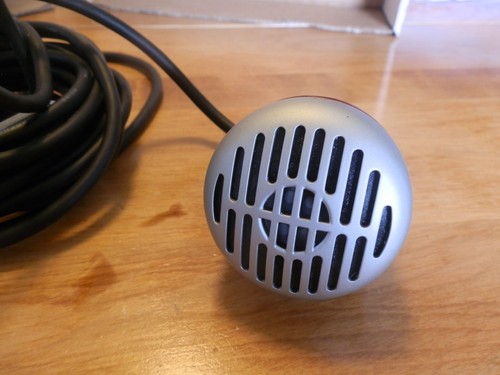 RED HOWLER DIGITAL REFERENCE HARP MICROPHONE WITH CORD,WORKS GREAT EX CONDITION - Picture 2 of 9