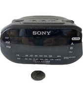 Sony  / Dual Alarm Black Clock Radio Model ICF-C318/ free fresh battery CR2032 