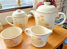 Vintage Marks & Spencer Field Flowers Tableware 1980's Tea Pot Set