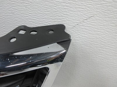 2013 - 2017 Chevrolet Traverse Front Grille Assembly 20988633 OEM  