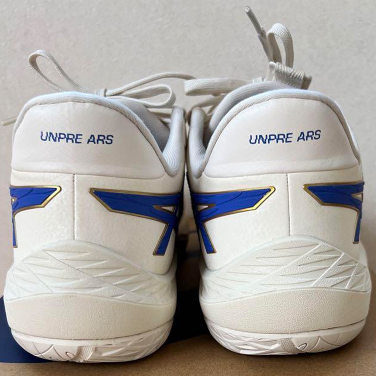 ASICS UNPRE ARS LOW 2 Birch Sapphire US7.5 Sneakers Basketball