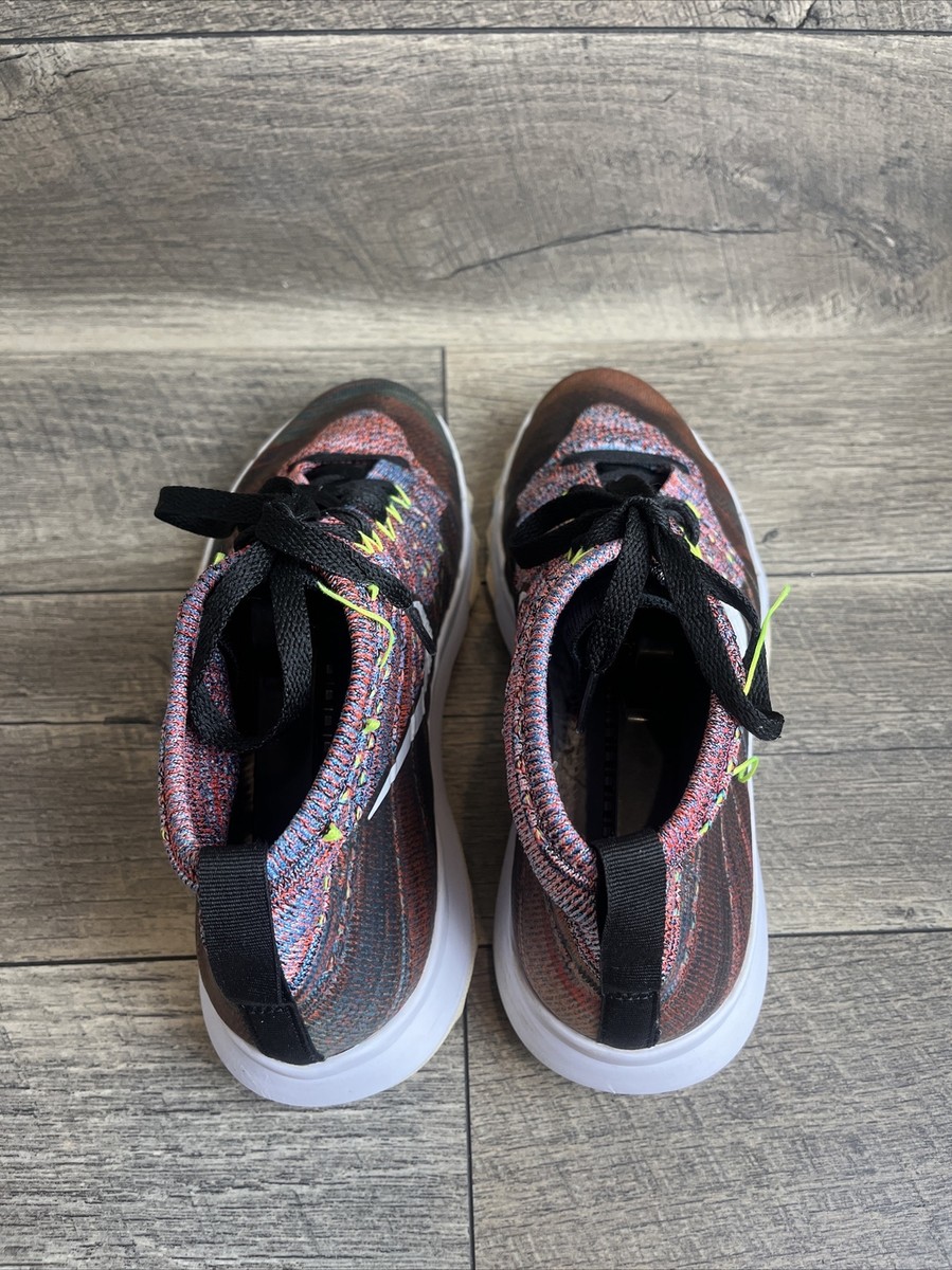 Nike Flyknit Chukka Spikeless Golf Shoes Multicolor 819009 Nike Flyknit Chukka Spikeless Golf Shoes Multicolor 819009
