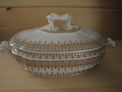 Royal Worcester Jones McDuffee & Stratton Boston 9'' Oval Covered Serving Bowl
