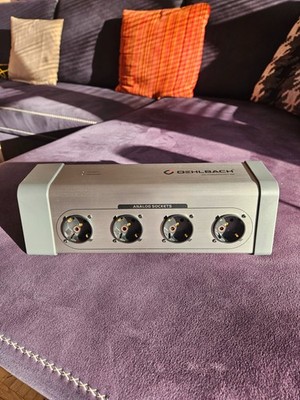 OEHLBACH XXL Powersocket 908 High-End HiFi Mehrfach-Steckdosenleiste - silber