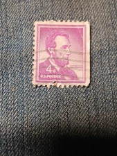 Abraham Lincoln 4 cent stamp - purple Very Rare & great shape!