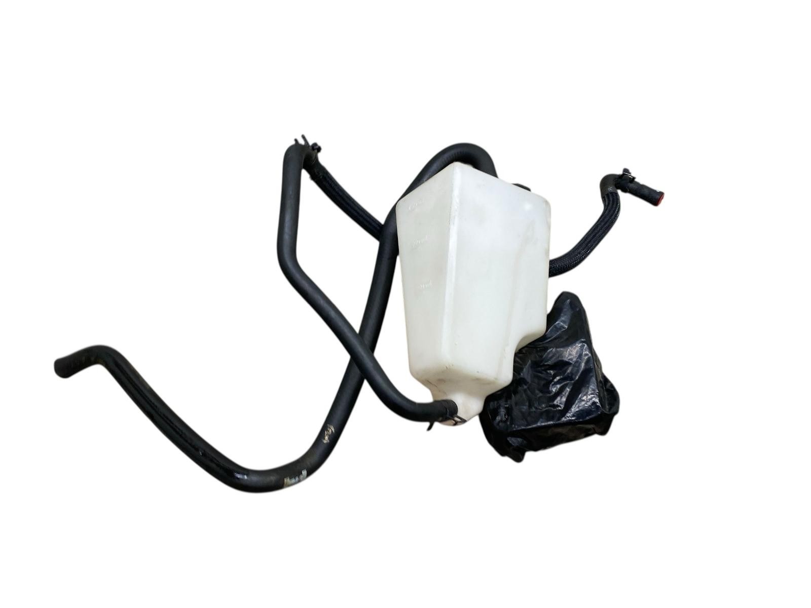 Aston Martin Vantage 2009 Coolant reservoir