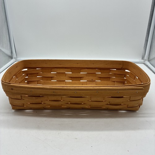 Set of 2 Longaberger Bread Baskets 14 1/2 X 7 3/4 X 4 Inches Dated 1996 & 1999 - Picture 9 of 18
