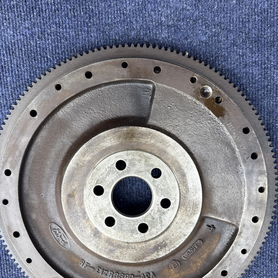 Ford Mustang 1983-1993 5,0 L manual 50 oz volante fabricante de equipos originales de fábrica 157 dientes 302 Foto 4 de 4