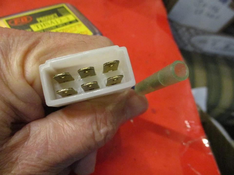 PARA SUBARU DL,GF,GL,STAR,DELUXE 1971-1975--REGULADOR DE VOLTAJE--NUEVO-JAPÓN Foto 2 de 4